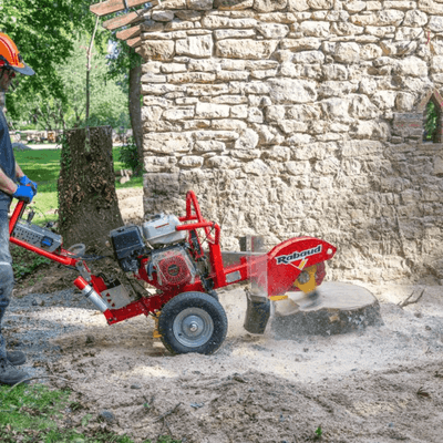 06 - Bois - Divers - Rogneuse de souches sur roues XYLOCROK D