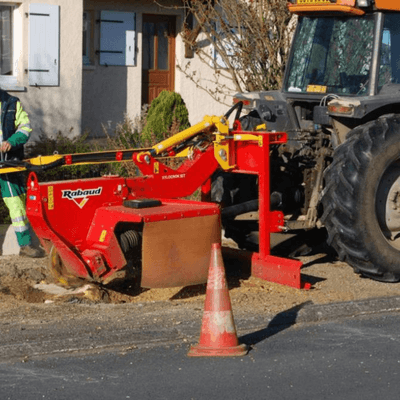 06 - Bois - Divers - Rogneuse de souches sur tracteur XYLOCROK T