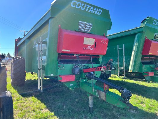 Épandeur à fumier Coutand T655