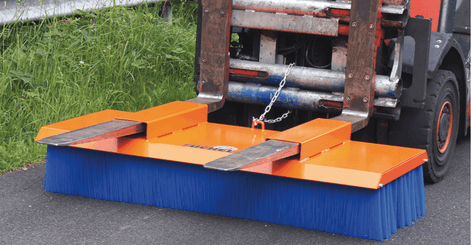 41 - Motoculture, Outillage Ferme et Jardin  - Outillage jardin et ferme - Balayeuses TUCHEL