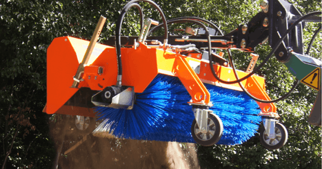 41 - Motoculture, Outillage Ferme et Jardin  - Outillage jardin et ferme - Balayeuses TUCHEL