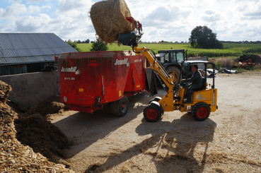 17 - Divers - Divers - Valet de ferme