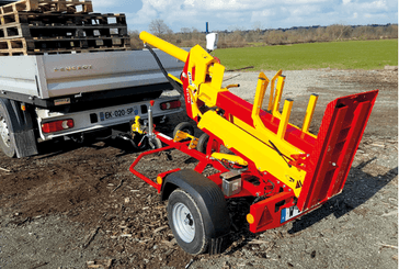 06 - Bois - Divers - Fendeuse thermique sur châssis routier - XYLO