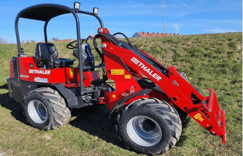 17 - Divers - Divers - Valet de ferme 2T grande largeur