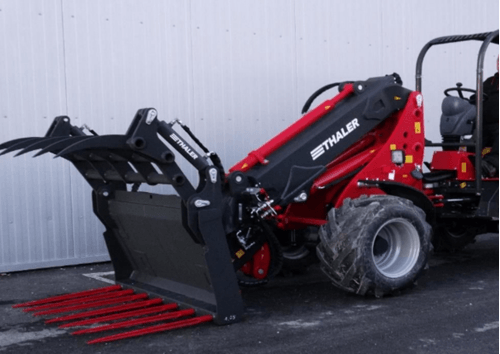 17 - Divers - Divers - Valet de ferme 2T grande largeur