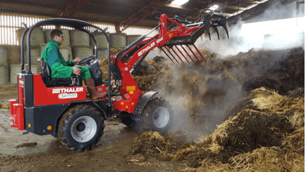 17 - Divers - Divers - Valet de ferme 2T grande largeur