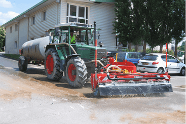41 - Motoculture, Outillage Ferme et Jardin  - Outillage jardin et ferme - Balayeuses RABAUD
