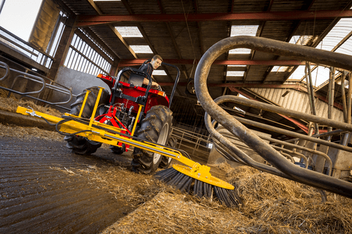 41 - Motoculture, Outillage Ferme et Jardin  - Outillage jardin et ferme - Balayeuses RABAUD
