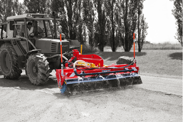 41 - Motoculture, Outillage Ferme et Jardin  - Outillage jardin et ferme - Balayeuses RABAUD