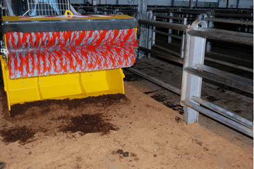 41 - Motoculture, Outillage Ferme et Jardin  - Outillage jardin et ferme - Balayeuses RABAUD