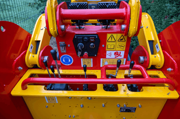 60 - Transport - Pièce techniques - Porte-outils sur chenilles ERKULE