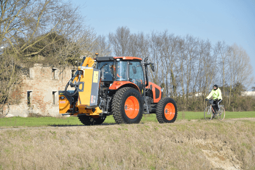 42 - Nettoyeur Haute Pression, Aspirateur, compresseurs, outils pneumatique - Entretien - Épareuse TP490