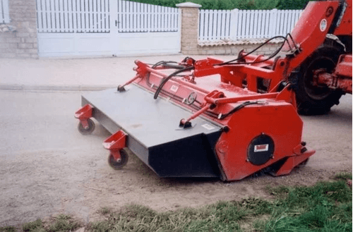 41 - Motoculture, Outillage Ferme et Jardin  - Outillage jardin et ferme - Balayeuse BA - BAE - BR