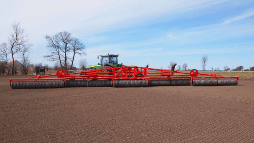 45 - Pièces d'usure et travail du sol - Divers - Rouleau autoporteur KING ROLLER