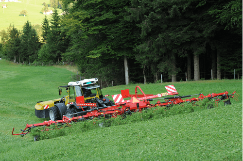 25 - Fenaison - Faneuses - Faneuse SPIDER semi-portée 8,10 ou 14 rotors cat III