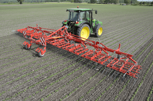 42 - Nettoyeur Haute Pression, Aspirateur, compresseurs, outils pneumatique - Entretien - Herse étrille AEROSTAR FUSION