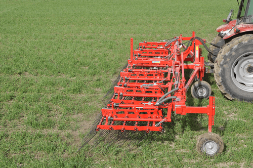 42 - Nettoyeur Haute Pression, Aspirateur, compresseurs, outils pneumatique - Entretien - Herse étrille AEROSTAR FUSION