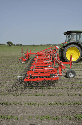 42 - Nettoyeur Haute Pression, Aspirateur, compresseurs, outils pneumatique - Entretien - Herse étrille AEROSTAR FUSION