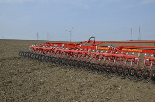 42 - Nettoyeur Haute Pression, Aspirateur, compresseurs, outils pneumatique - Entretien - Herse étrille rotative AEROSTAR ROTATION
