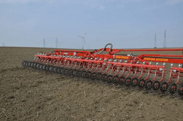 42 - Nettoyeur Haute Pression, Aspirateur, compresseurs, outils pneumatique - Entretien - Herse étrille rotative AEROSTAR ROTATION