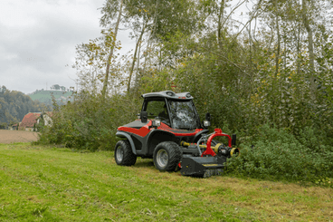 42 - Nettoyeur Haute Pression, Aspirateur, compresseurs, outils pneumatique - Entretien - Tracteur de pente porte outils TERRATRAC TT 