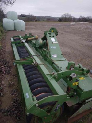 Herse rotative Amazone KG 4000 Special