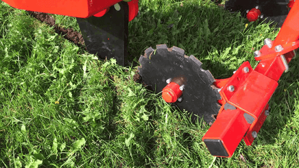 45 - Pièces d'usure et travail du sol - Divers - Décompacteur GRASS TILLER