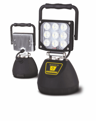19 - Electricité 220V - Projecteurs filaires - Projecteur LED sans fil magnétique 27 W