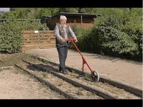 41 - Motoculture, Outillage Ferme et Jardin  - Outillage jardin et ferme - Grattoir à roue