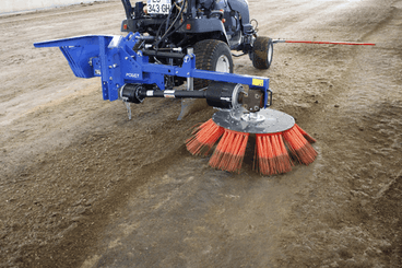 41 - Motoculture, Outillage Ferme et Jardin  - Outillage jardin et ferme - Balayeuse BT - BH - BM