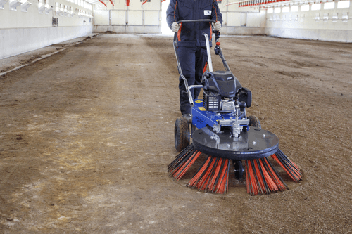 41 - Motoculture, Outillage Ferme et Jardin  - Outillage jardin et ferme - Balayeuse BT - BH - BM