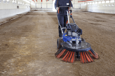 41 - Motoculture, Outillage Ferme et Jardin  - Outillage jardin et ferme - Balayeuse BT - BH - BM