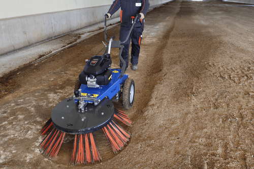 41 - Motoculture, Outillage Ferme et Jardin  - Outillage jardin et ferme - Balayeuse BT - BH - BM