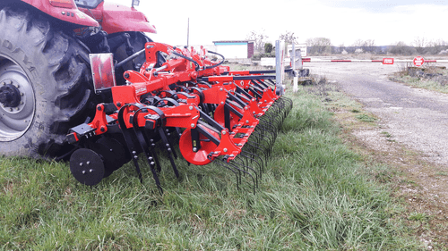 42 - Nettoyeur Haute Pression, Aspirateur, compresseurs, outils pneumatique - Entretien - Herse de prairie HDP