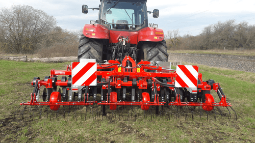 42 - Nettoyeur Haute Pression, Aspirateur, compresseurs, outils pneumatique - Entretien - Herse de prairie HDP