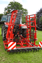 42 - Nettoyeur Haute Pression, Aspirateur, compresseurs, outils pneumatique - Entretien - Herse de prairie HEB