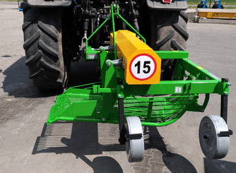 25 - Fenaison - Consommables récolte - Arracheuse de pommes de terre