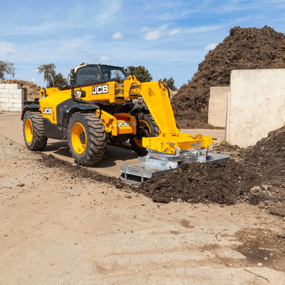 41 - Motoculture, Outillage Ferme et Jardin  - Outillage jardin et ferme - Balai LOWE