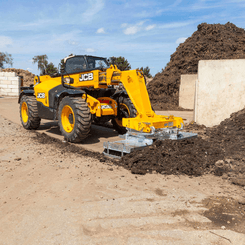 41 - Motoculture, Outillage Ferme et Jardin  - Outillage jardin et ferme - Balai LOWE