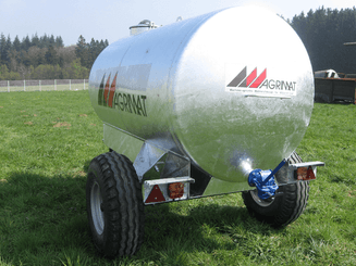 21 - Elevage - Matériel - Tonne à eau monocoque AGRIMAT