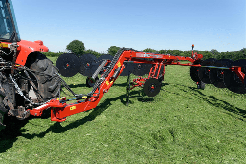 25 - Fenaison - Andaineurs - Andaineur SOLEILS MAGNUM EVOLUTION auto-directionnel