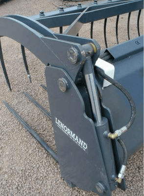 17 - Divers - Divers - Fourche pour chargeur avec et sans grappin.