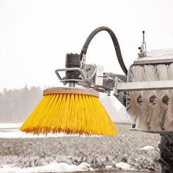 41 - Motoculture, Outillage Ferme et Jardin  - Outillage jardin et ferme - Balayeuses FLIEGL