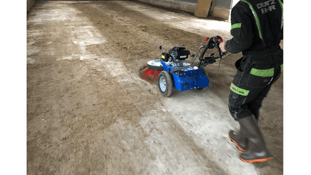 41 - Motoculture, Outillage Ferme et Jardin  - Outillage jardin et ferme - Balayeuse BT - BH - BM