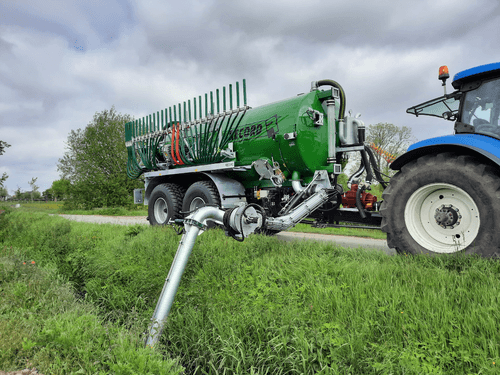 27 - Fertilisation, épandage - Tonnes à lisier - Tonne à lisier RECORD
