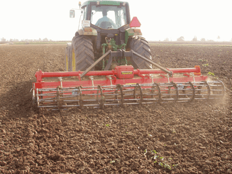 45 - Pièces d'usure et travail du sol - Divers - Fraise rotative à lames équerre AM-F