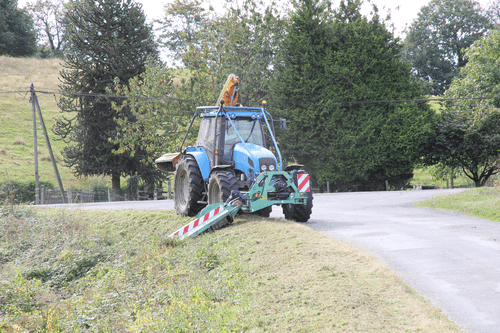 42 - Nettoyeur Haute Pression, Aspirateur, compresseurs, outils pneumatique - Entretien - Broyeur d'accotement DMF, Acco-Green et Acco-Road.