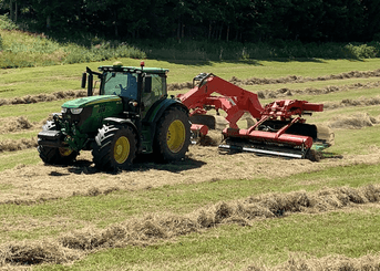 Fenaison - Andaineurs - Andaineur à tapis 9 m