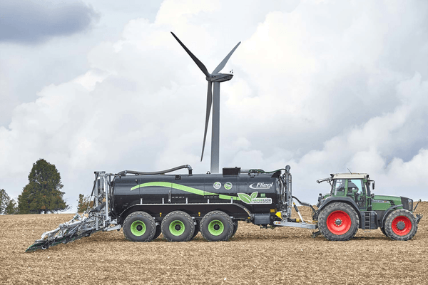 27 - Fertilisation, épandage - Tonnes à lisier - Tonne d'épandage avec rampe à patin