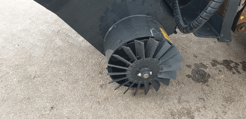 Travail du sol - Cultivateurs - Godet distributeur à vis